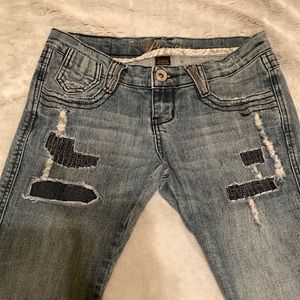 Rue 21 Premiere flare Y2K jeans. Size 1/2